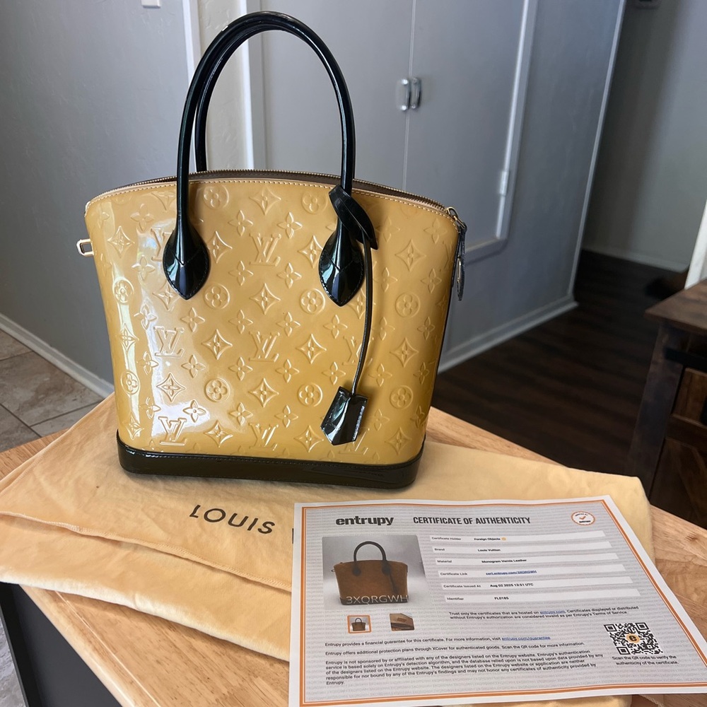 Pre-Loved Louis Vuitton Vernis Tote